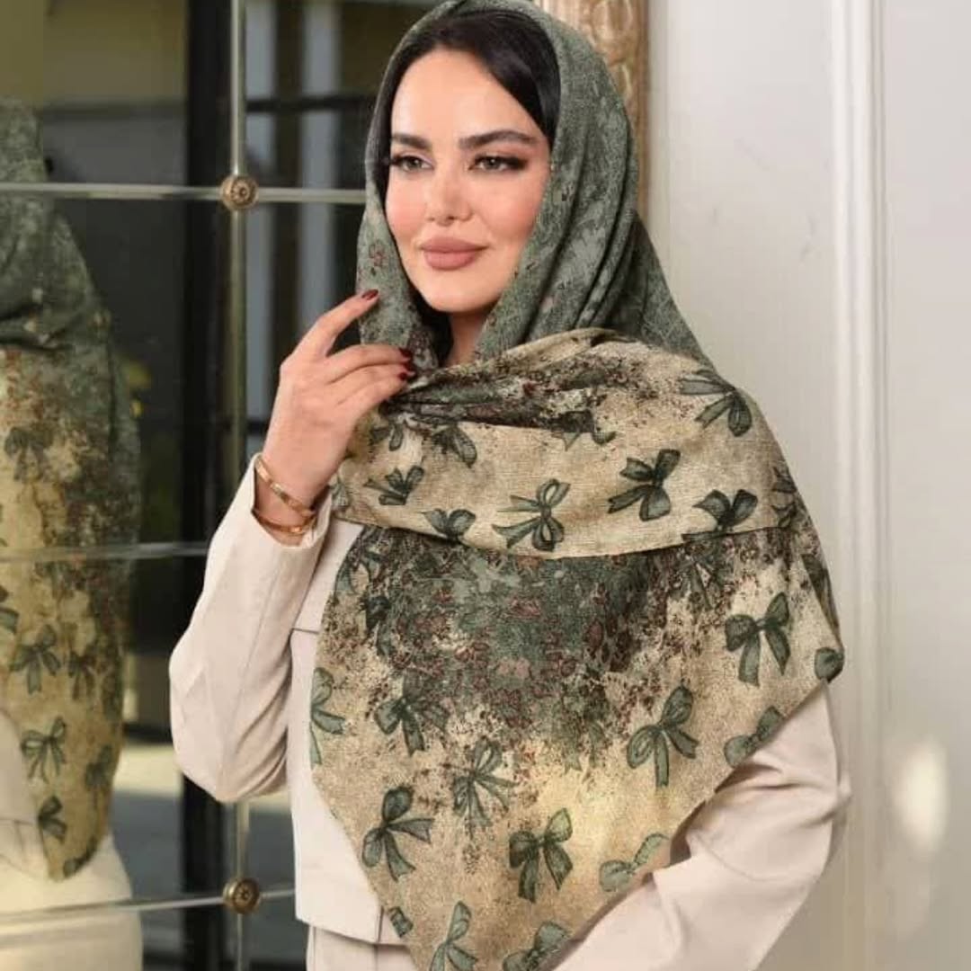 روسری نخی درختی دور دوخت برند flower سایز 120120